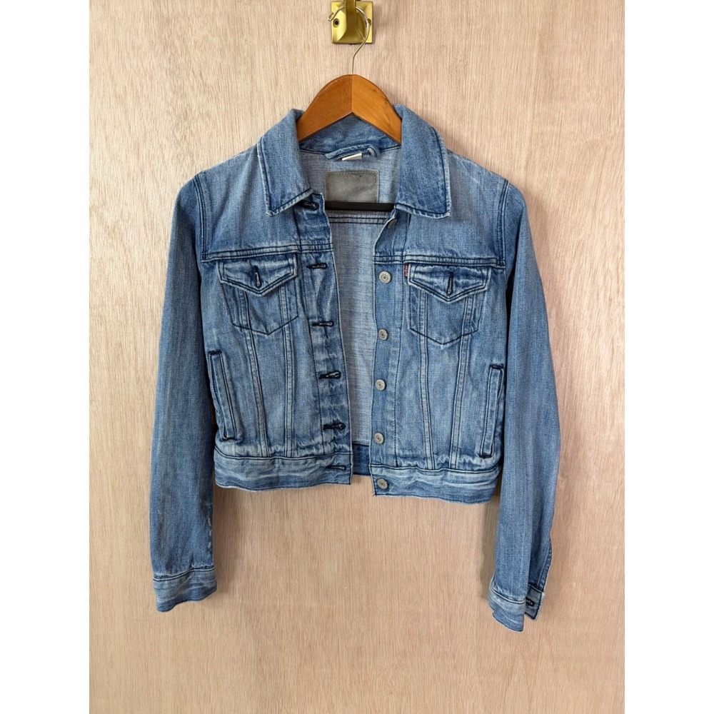 Levis Womens Denim Trucker Jacket Light Wash Blue Jean Button Down XS